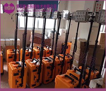 M1002多功能升降泛光灯图片,M1002价格 M1002多功能升降泛光灯图片,M1002价格
